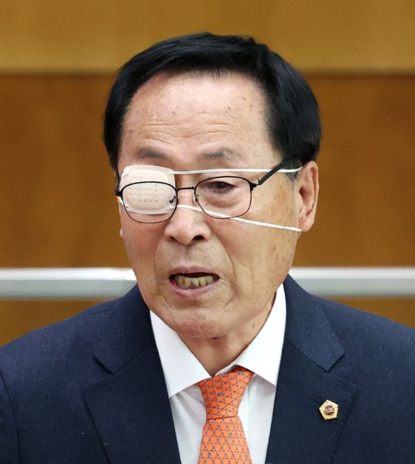 박명원 경기도의원. 사진=도의회 제공.