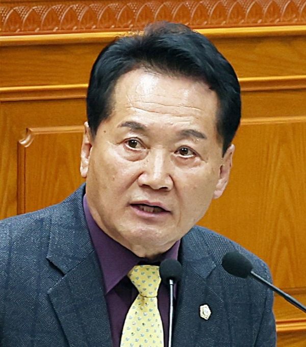 음경택 안양시의원. 사진=시의회 제공.