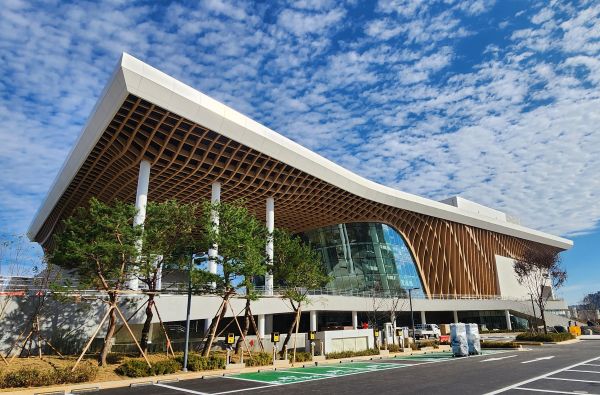 평택아트센터 전경. 사진=평택시 제공.